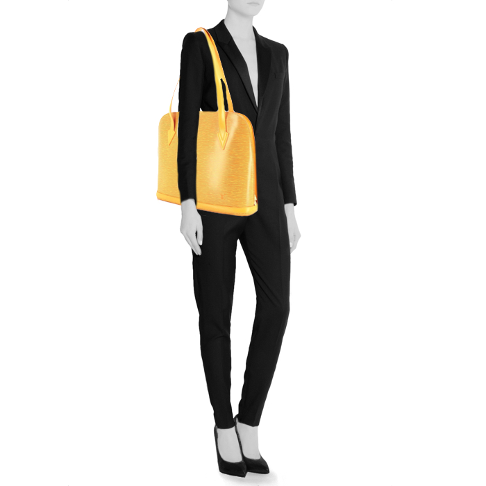 Louis Vuitton Lussac handbag in yellow epi leather - Detail D1