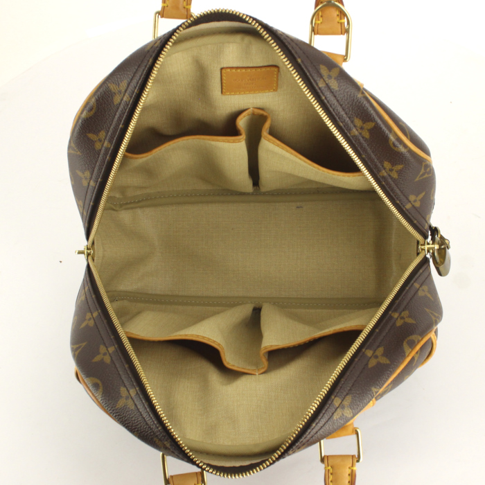 Louis Vuitton Trouville handbag in monogram canvas and natural leather - Detail D2