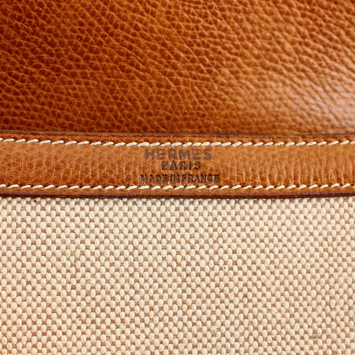 Sac à main Hermès Dolly en toile beige et cuir naturel - Detail D3
