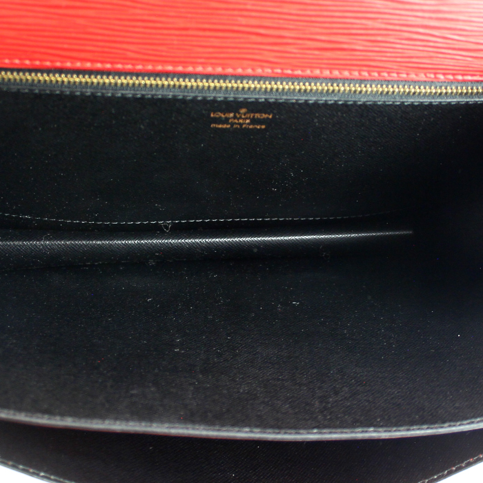 Louis Vuitton Monceau in red epi leather - Detail D2