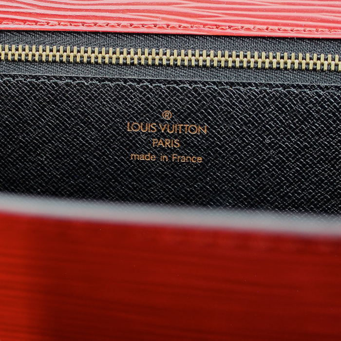 Louis Vuitton Monceau in red epi leather - Detail D3