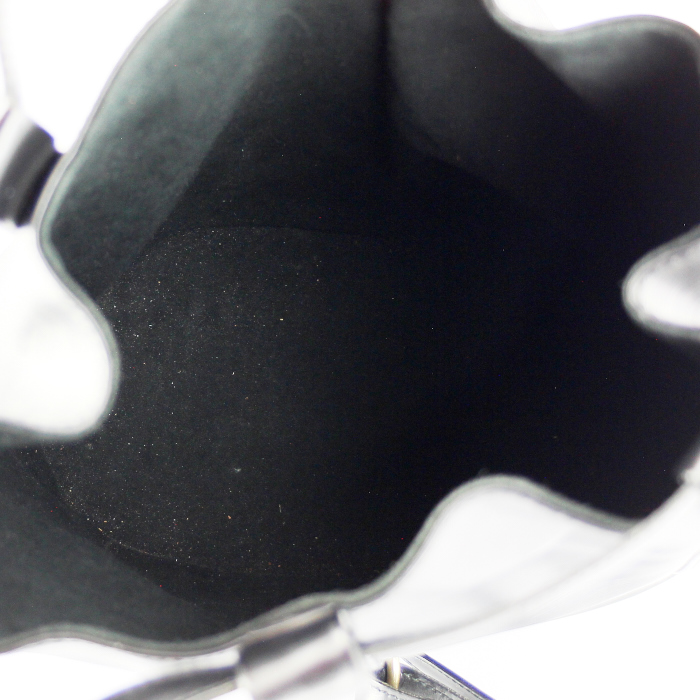 Louis Vuitton Marin Bag in black epi leather - Detail D2