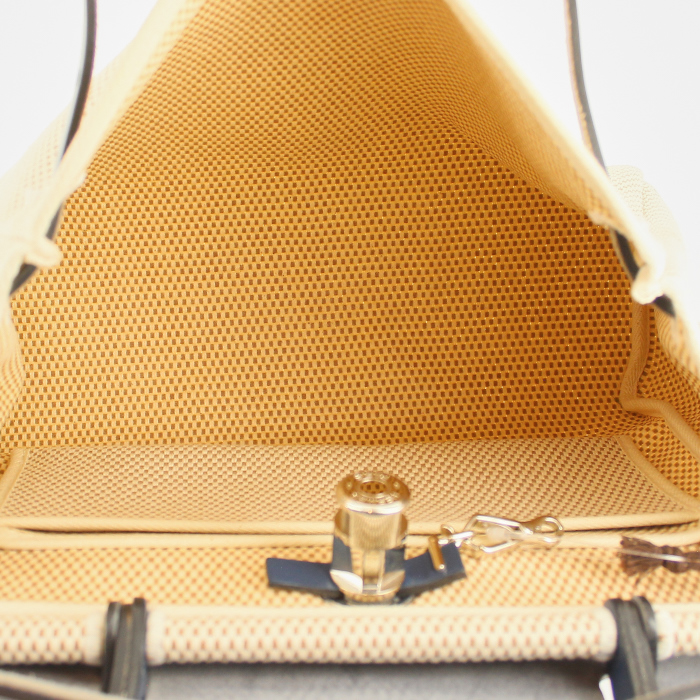 Hermès Herbag en toile beige/bleu et cuir bleu - Detail D4