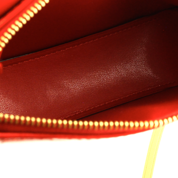 Louis Vuitton Pouch Bag Mott in red monogram patent leather and natural leather - Detail D2