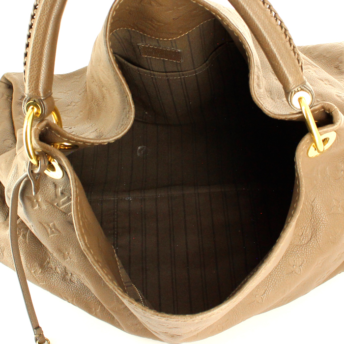 Louis Vuitton small model handbag in taupe monogram leather - Detail D4
