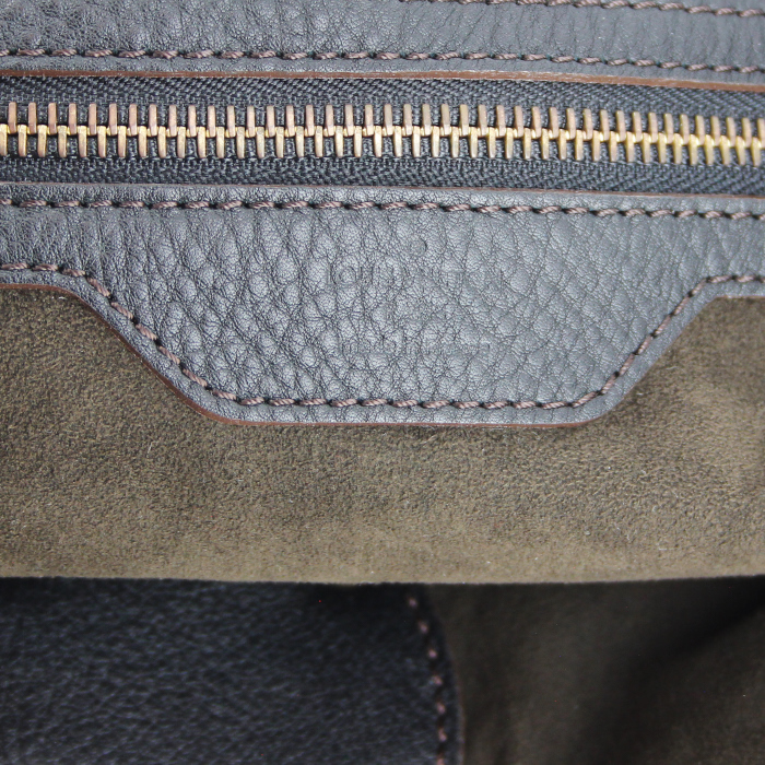 Handbag in black mahina leather - Detail D3