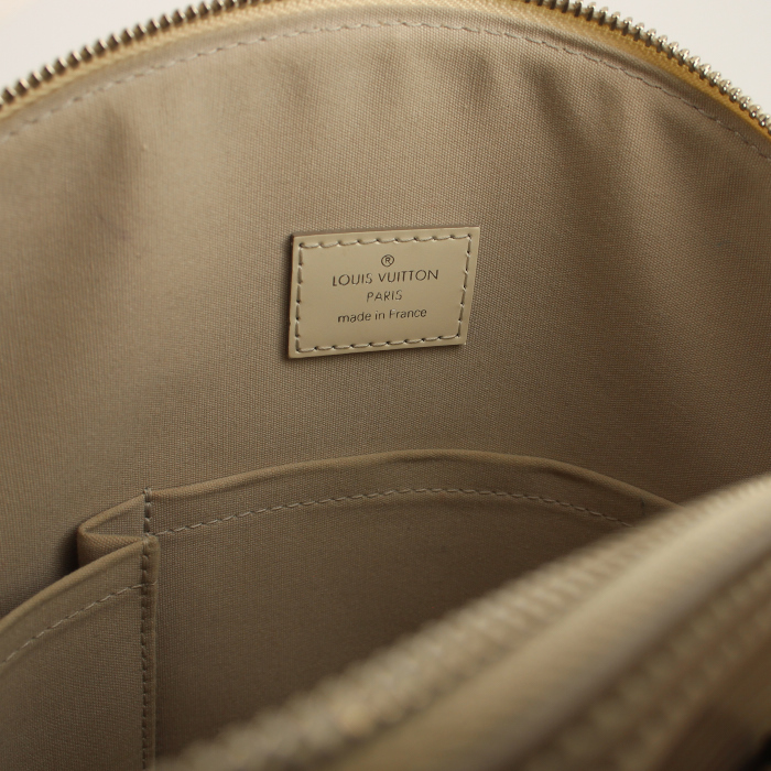 Louis Vuitton Lockit small model handbag in white epi leather - Detail D3