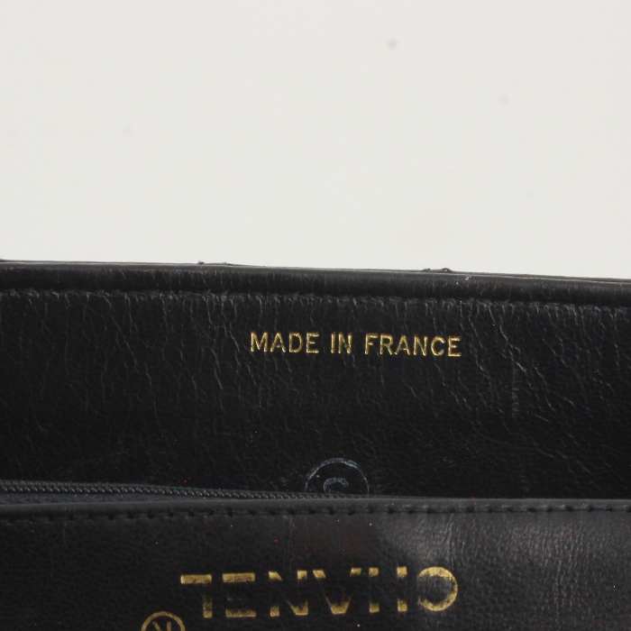 Chanel bolso de mano Timeless modelo pequeño en cuero acolchado negro y junco blanco - Detail D3