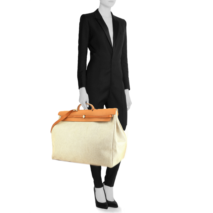 Hermes Herbag travel bag in beige canvas and natural leather - Detail D2