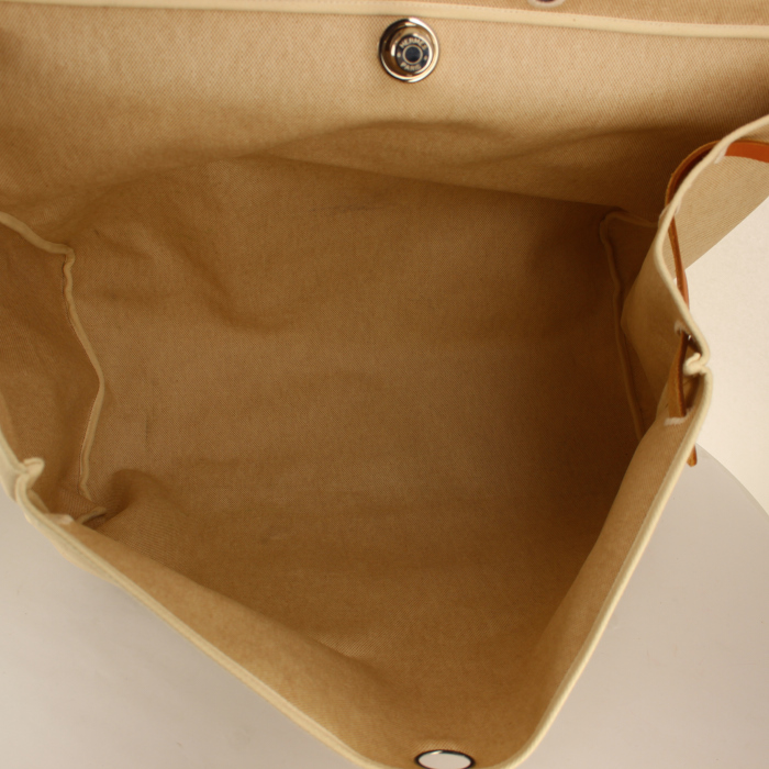 Bolsa de viaje Hermes Herbag en lona beige y cuero natural - Detail D3