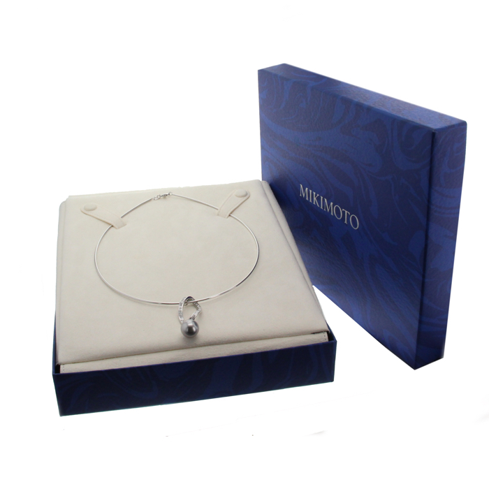 Collana in oro bianco,  diamanti e perla coltivata grigio tortora - Detail D2