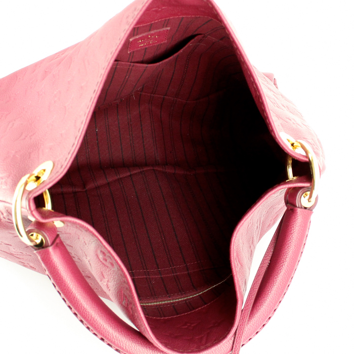 Handbag in raspberry pink monogram leather - Detail D2