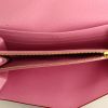 Louis Vuitton billetera Sarah en lona Monogram multicolor y cuero rosa - Detail D2 thumbnail