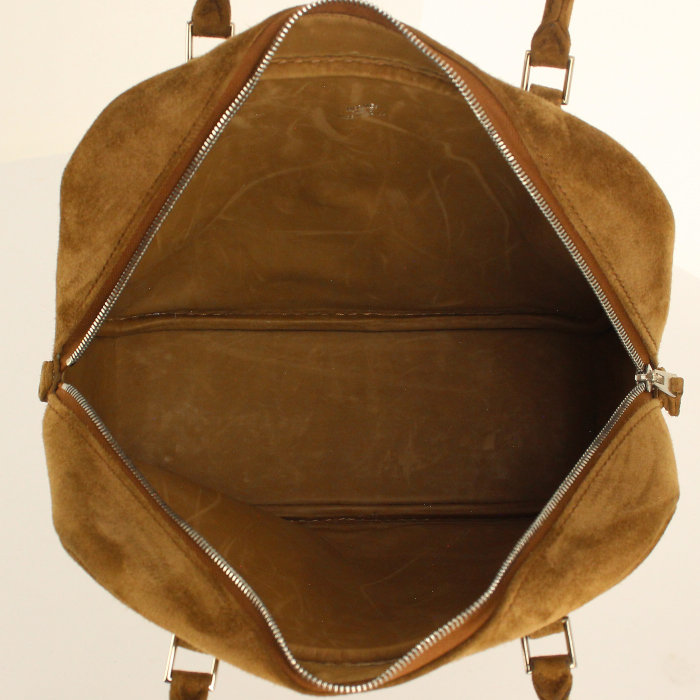 Bolso de mano Hermes Plume modelo pequeño en ante marrón - Detail D2