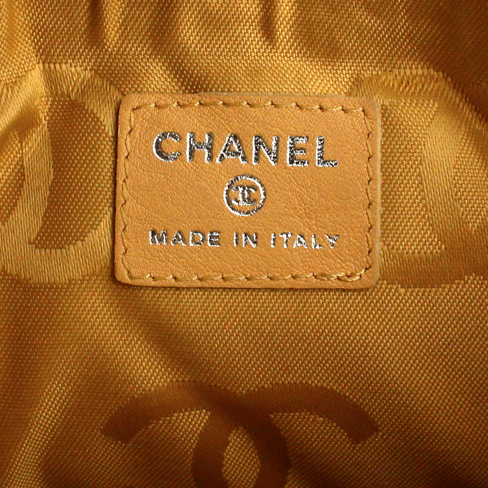 Chanel Cambon pouch in beige leather  - Detail D3