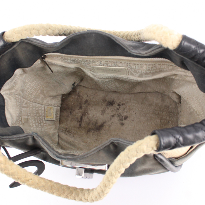 Borsa Chanel Croisière Bag in tela grigia e beige e pelle trapuntata nera - Detail D2