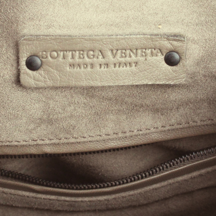 Bolso de mano en cuero trenzado color topo y piel de pitón - Detail D3