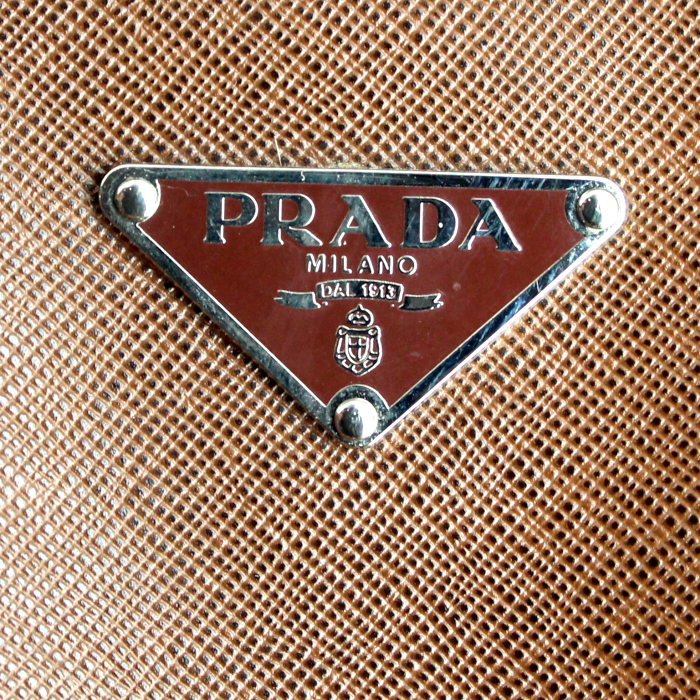 Handbag in brown leather - Detail D3