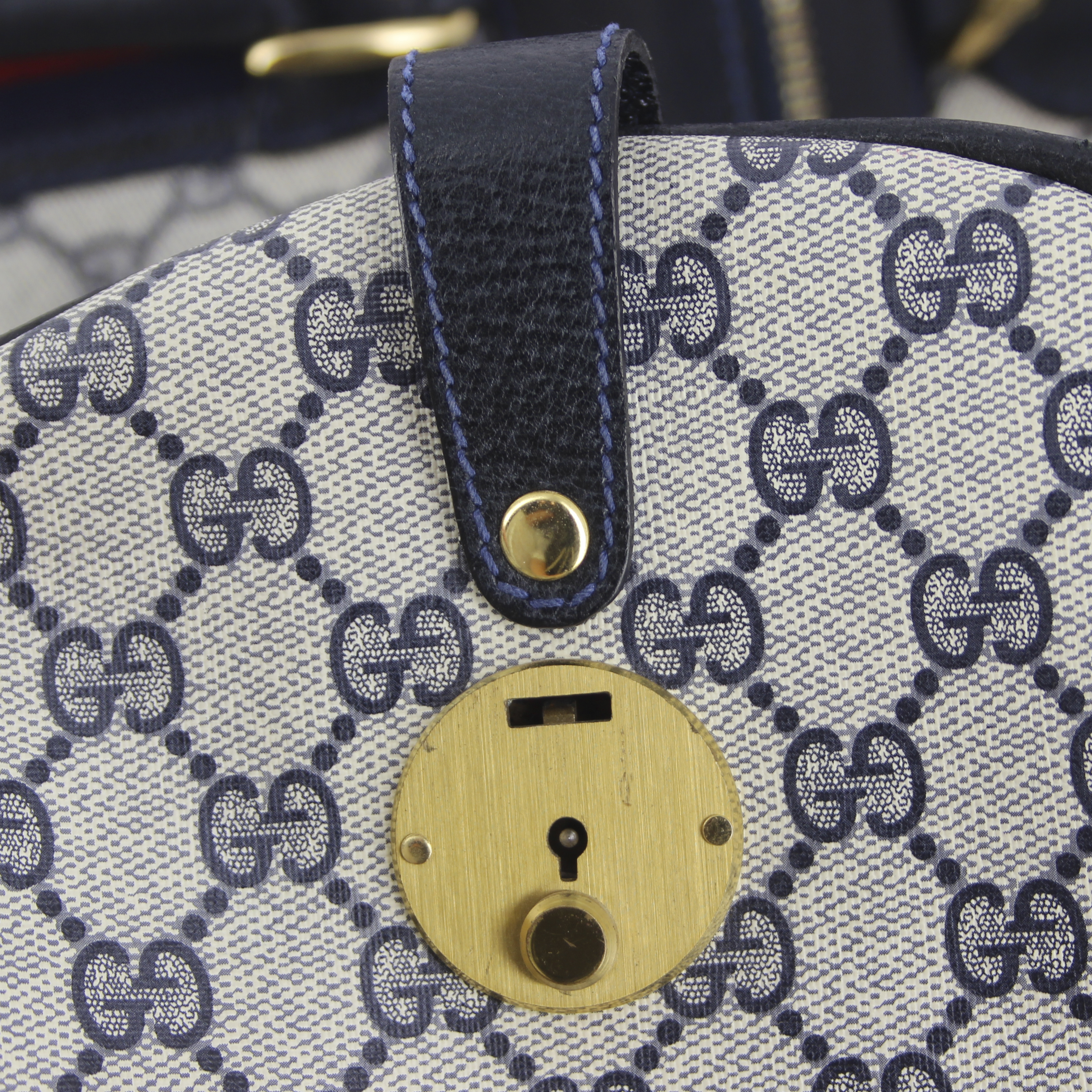 Gucci sac de voyage en toile monogram et cuir bleu - Detail D4