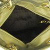 Sac à main Dior moyen modèle en toile cannage et cuir vernis vert-olive - Detail D3 thumbnail
