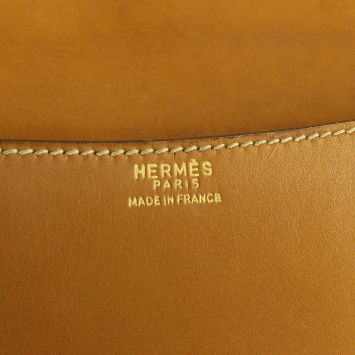 Sac à main Hermes Hermes Constance en cuir Chamonix gold - Detail D4