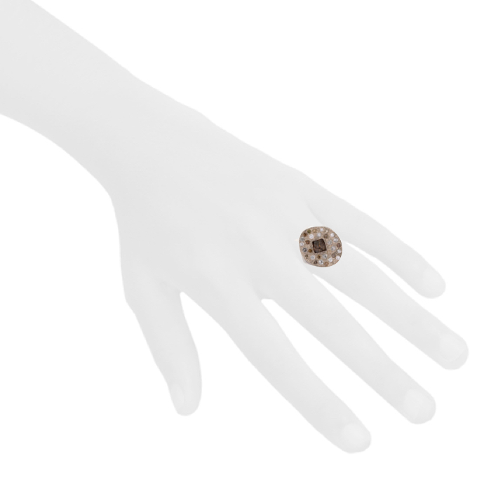 De Beers Talisman ring in white gold,  diamonds and rough diamond - Detail D1