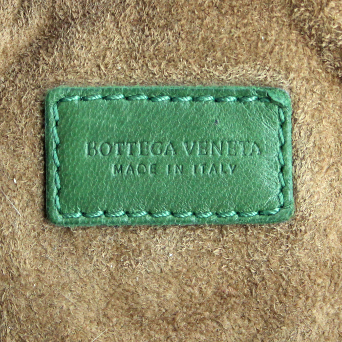 Sac à main Bottega Veneta en cuir intrecciato vert - Detail D3
