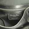 Dior bolso de mano Dior Granville modelo mediano en cuero negro - Detail D4 thumbnail
