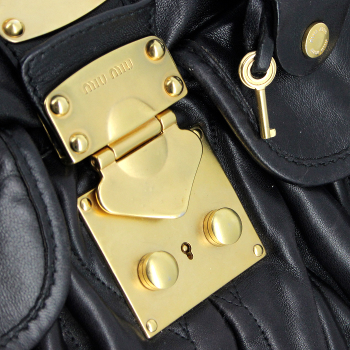 Borsa in pelle trapuntata nera - Detail D4