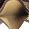 Louis Vuitton beggar's bag in brown leather - Detail D4 thumbnail