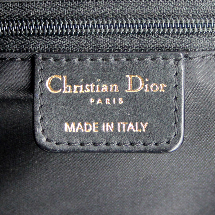 Bolso de mano Dior en cuero negro - Detail D3