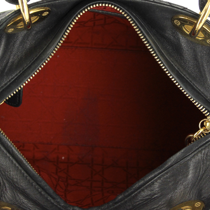 Dior sac à main en cuir matelassé noir - Detail D2