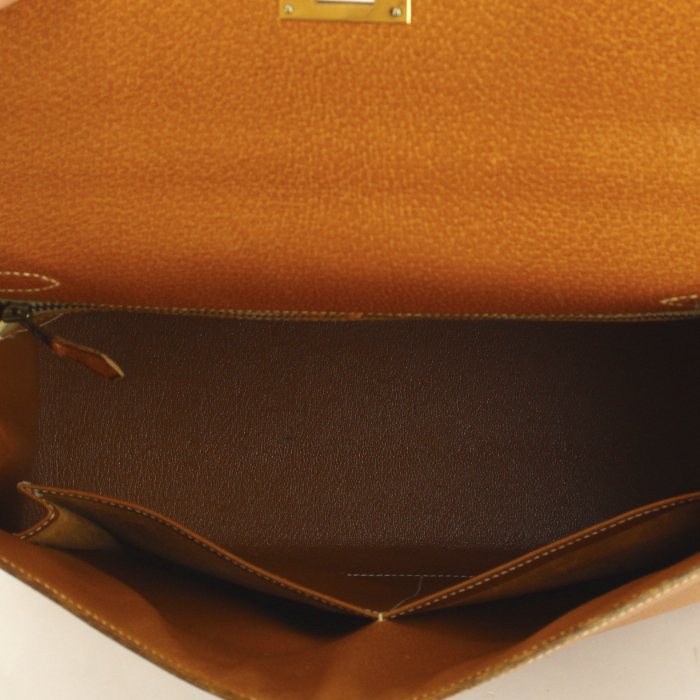 Hermes Kelly 32 cm handbag in brown Pecari leather - Detail D3
