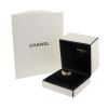 Anello semi-mobile Chanel Matelassé in oro giallo - Detail D2 thumbnail