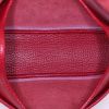 Sac porté épaule Hermes Nouméa en cuir togo rouge - Detail D2 thumbnail