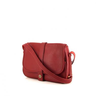 Bolso para llevar al hombro Hermes Nouméa en cuero togo rojo
