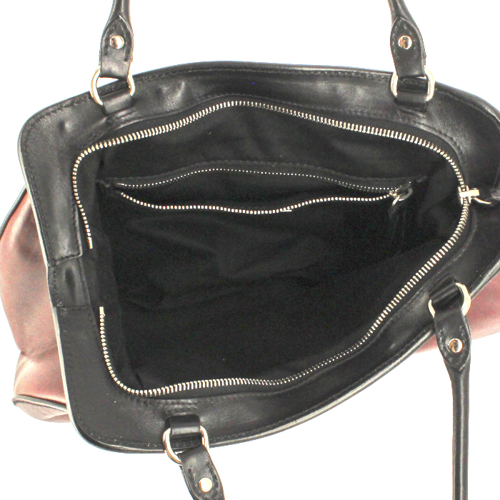 Sac à main Miu Miu en cuir bordeaux et noir - Detail D2