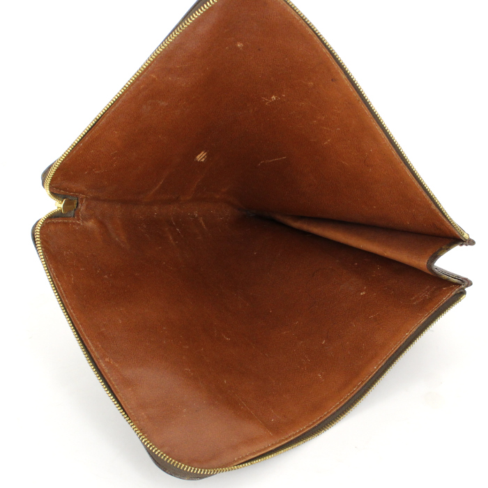 Louis Vuitton Poche-documents pouch in monogram canvas - Detail D2