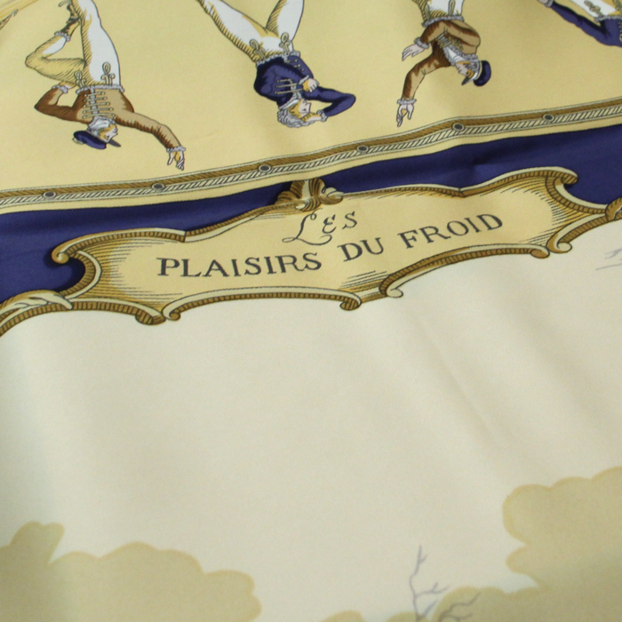 Hermes Carre Plaisirs du froid scarf in blue and yellow twill silk - Detail D1