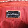 Salvatore Ferragamo handbag in red leather - Detail D4 thumbnail