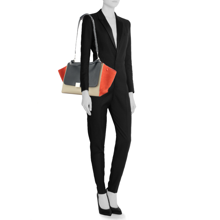 Celine Trapeze medium model handbag in black and beige tricolor leather and red suede - Detail D2