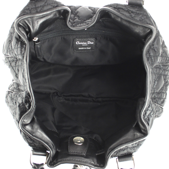 Handbag in canvas and black leather - Detail D2