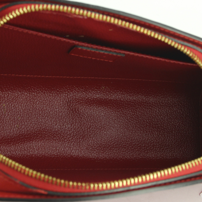 Louis Vuitton pouch in red epi leather - Detail D2