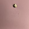 Louis Vuitton Mott handbag in pink monogram patent leather and natural leather - Detail D4 thumbnail