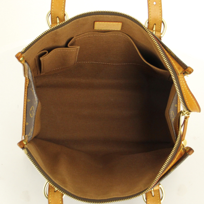 Borsa Louis Vuitton Popincourt in tela monogram cerata e pelle naturale - Detail D2