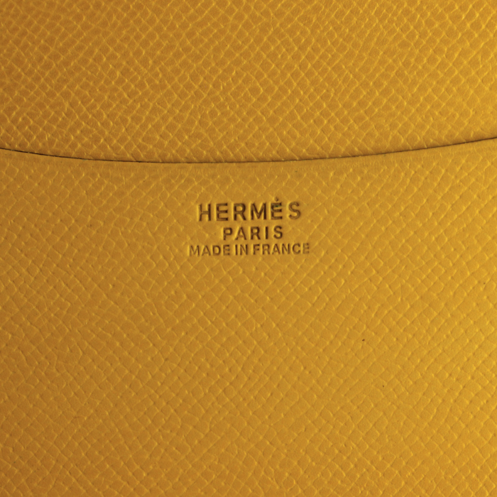 Porta agenda Hermes en cuero epsom azul y cuero epsom amarillo - Detail D2