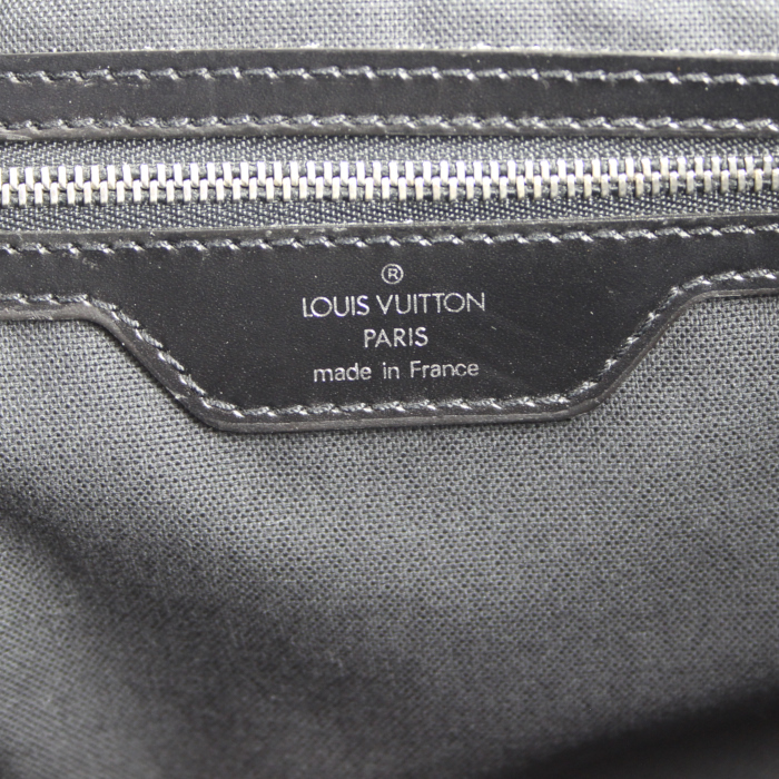 Borsa bisaccia Louis Vuitton in pelle taiga grigio antracite e tela nera - Detail D3