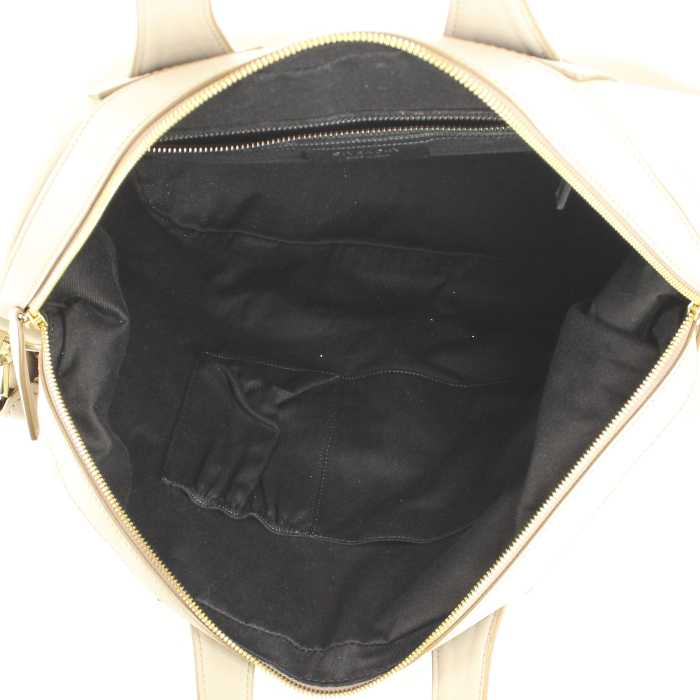 Givenchy handbag in beige leather - Detail D3