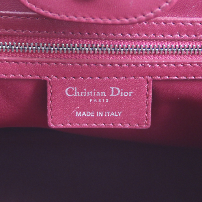 Dior Délices handbag in fushia pink leather - Detail D4