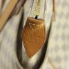 Louis Vuitton Totally handbag in azur damier canvas and natural leather - Detail D4 thumbnail